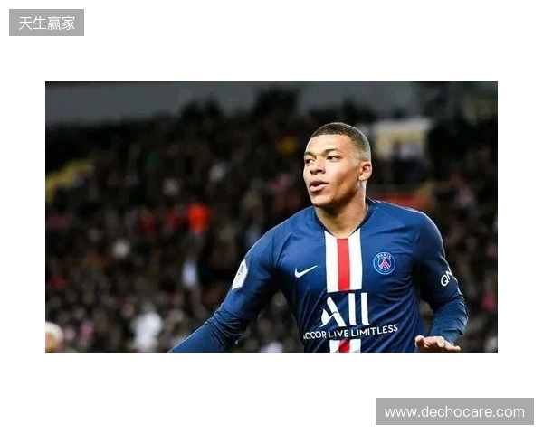 拉门斯:场外我只是个普通人;作为门将我最大的偶像是诺伊尔 拉门斯:场外我只是个普通人;作为门将我最大的偶像是诺伊尔