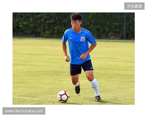 朱辰杰：自己在国家队算中生代球员，希望分享一些经验给年轻球员